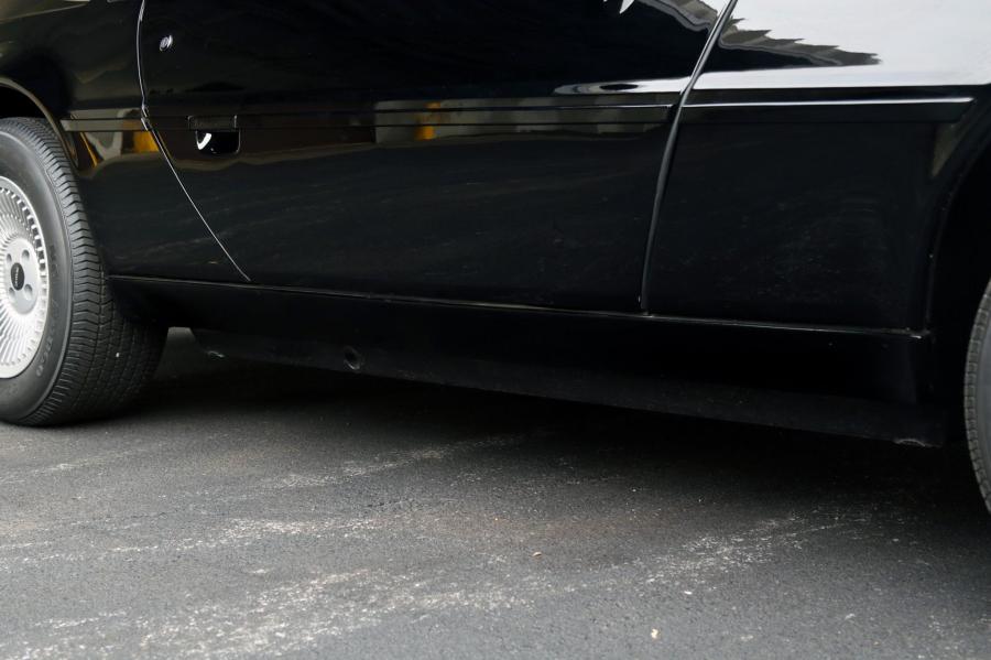 Детали экстерьера DeLorean DMC-12 in Black 1981 года  (фото 41 из 207)